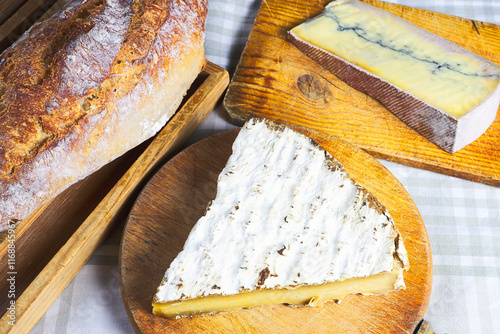 French black Brie cheese. This is a very old speciality from the Meaux region of the Ile-de-France region. It is the famous Brie de Meaux but with a much longer maturation. 