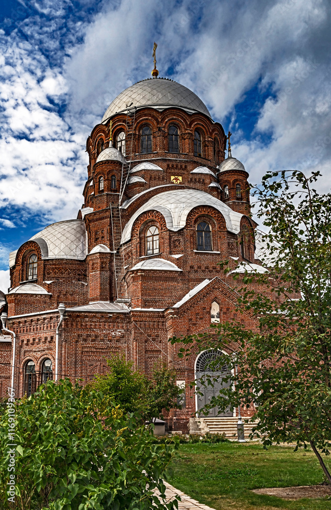 Obraz premium Joy of all who sorrow church, years of construction 1898 — 1906. Island-city Sviyazhsk, Russia