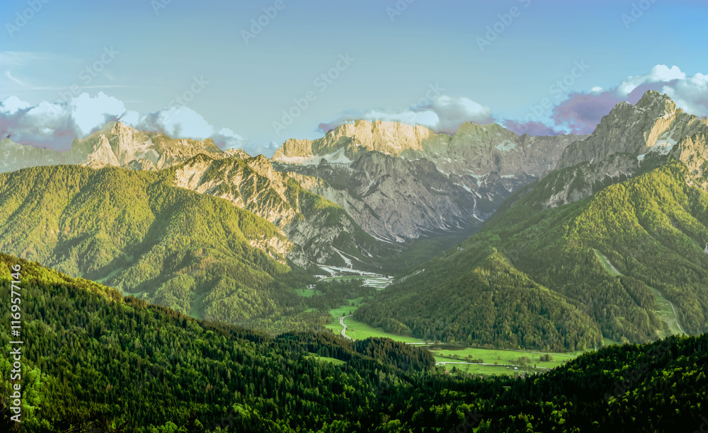 Fototapeta premium overlooking the mountains