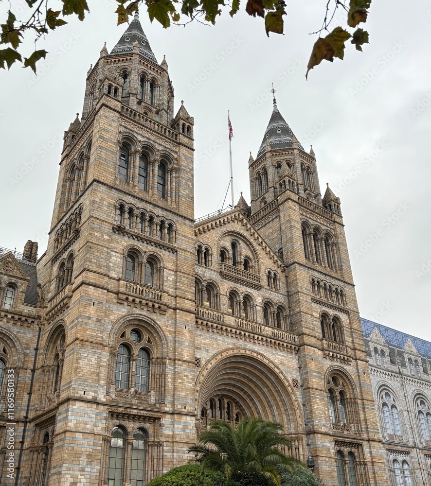 Fototapeta premium Natural History Museum London
