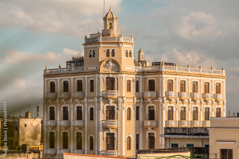 Fototapeta premium Bacardi Building in Havana, Cuba