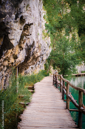 path in the rocks above the lake