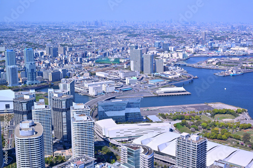 Obraz na płótnie Cityscape of Yokohama city, Skyline and office building and downtown in Minatomirai Area, Yokohama city port, Kanagawa, Japan w salonie