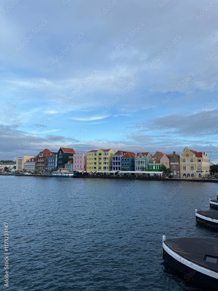Obraz premium Colorful Houses on Waterfront