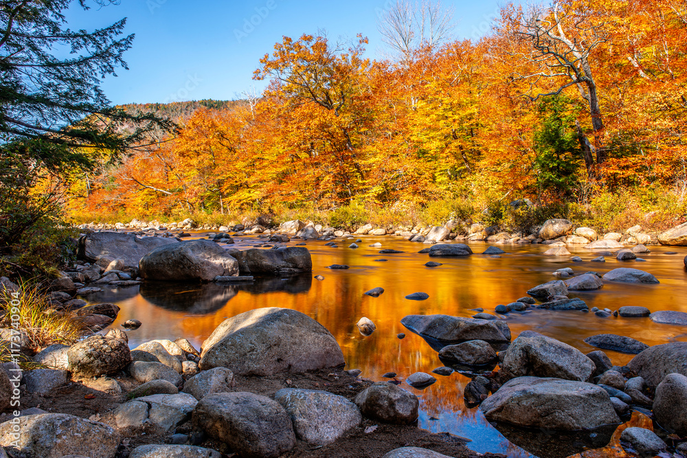 A river in New Hampshire in autumn 