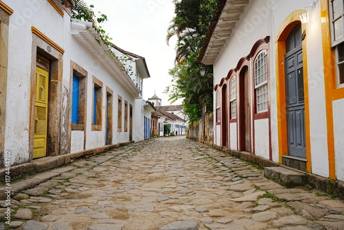 Portuguese Colonial Architecture In Paraty, Rio de Janeiro, Brazil - ブラジル リオデジャネイロ パラチーの街並み

