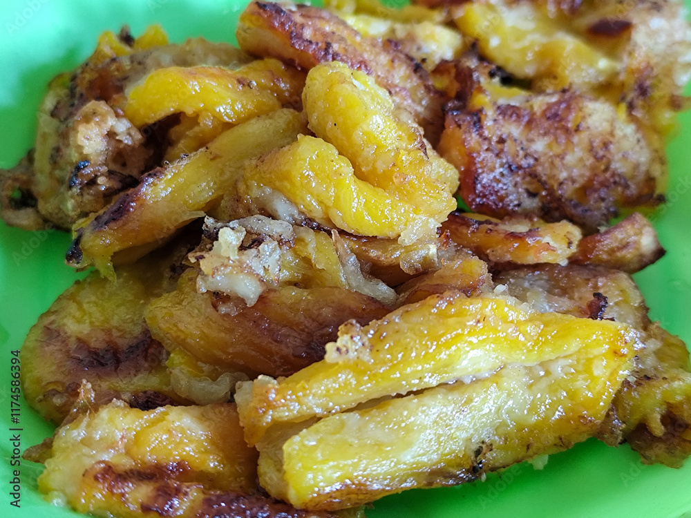 Godoh Nangka. Fried Jackfruit Flour or fried jackfruit. Traditional Indonesian culinary food. Indonesian Street Food. Godoh Nangka. Fried Jackfruit Flour or fried jackfruit. Traditional Indonesian culinary food. Indonesian Street Food.