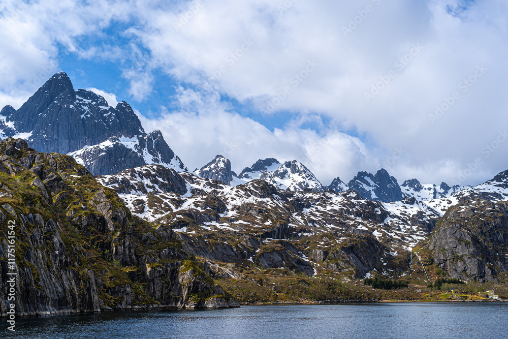 Obraz premium Trollfjord, Lofoten Islands, Norway