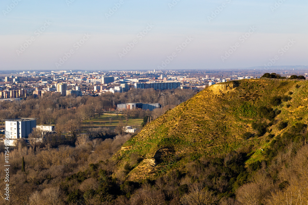 Fototapeta premium Panorama urbain depuis Puech David sur le sud de Toulouse