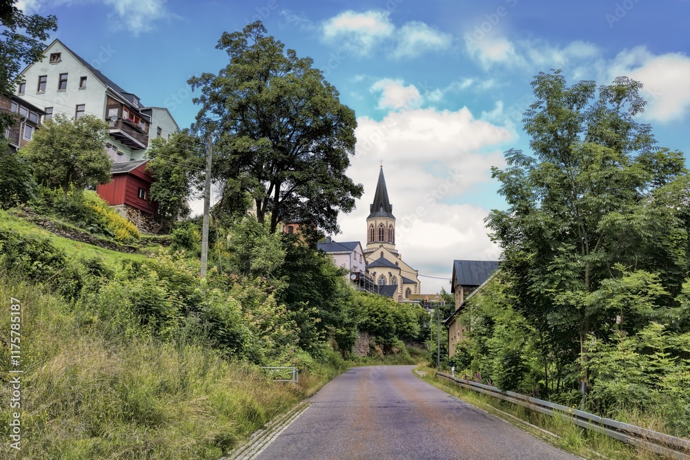 johanngeorgenstadt, deutschland - panorama mit turm der evengelisch-lutherischen kirche