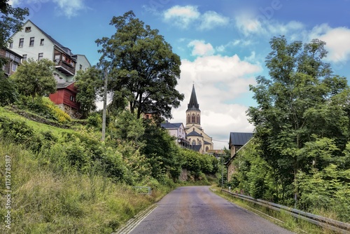 Obraz na płótnie johanngeorgenstadt, deutschland - panorama mit turm der evengelisch-lutherischen kirche w salonie