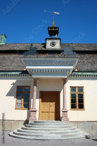 Ingresso del Skogaholm Manor, museo all'aperto di Skansen , Stoccolma Svezia.  photo