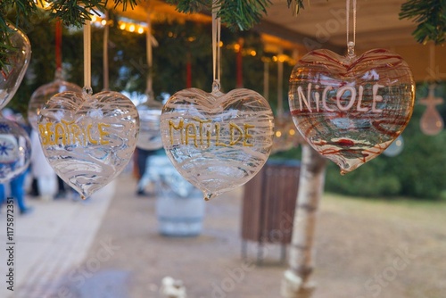 Photos Cuori di natale di vetro con nome nicole, matilde,