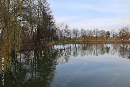 Blick in den neuen Kurpark von Bad Gögging in Bayern