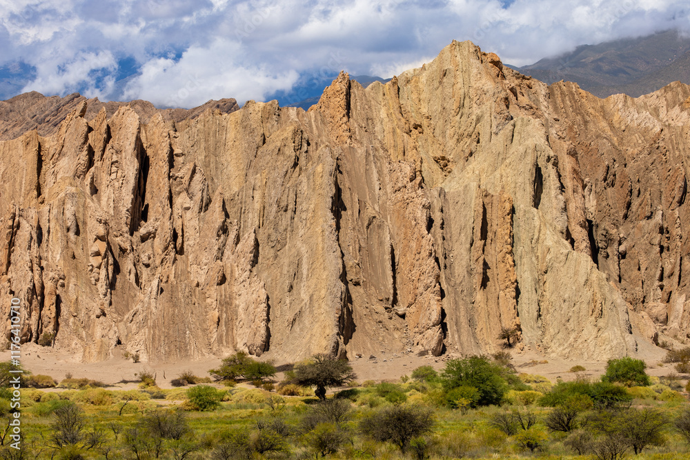 Fototapeta premium Scenery looking across the dry Rio Calchaquí on the road to Santa Rosa de Tastil, Salta Province, Argentina.