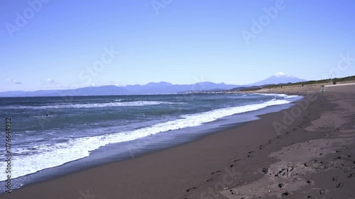 神奈川県茅ヶ崎の海岸風景