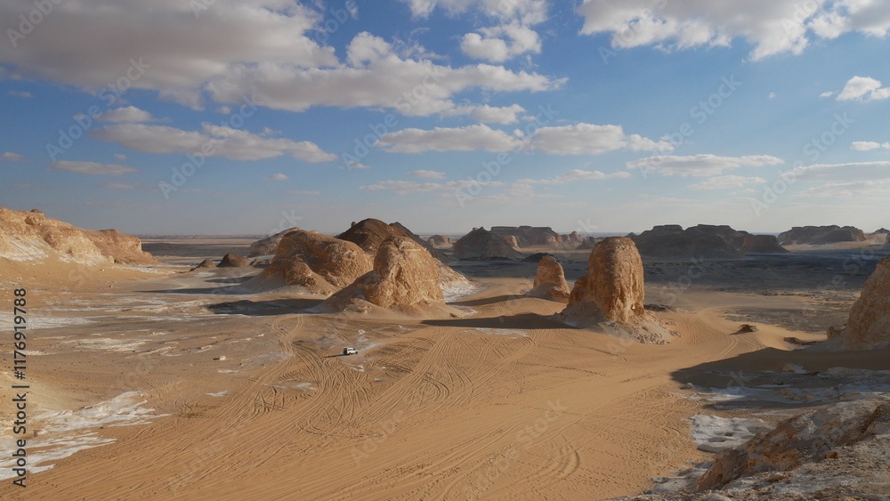 désert blanc, Égypte, Sahara, formations rocheuses, calcaire, craie, paysage désertique, sable, dunes, érosion, géologie, nature, parc national, formations naturelles, rochers, aventure, exploration, désert blanc, Égypte, Sahara, formations rocheuses, calcaire, craie, paysage désertique, sable, dunes, érosion, géologie, nature, parc national, formations naturelles, rochers, aventure, exploration,