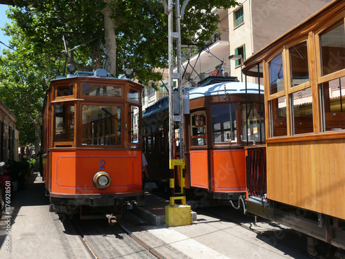 Straßenbahnen in Port de Sóller auf Mallorca photo