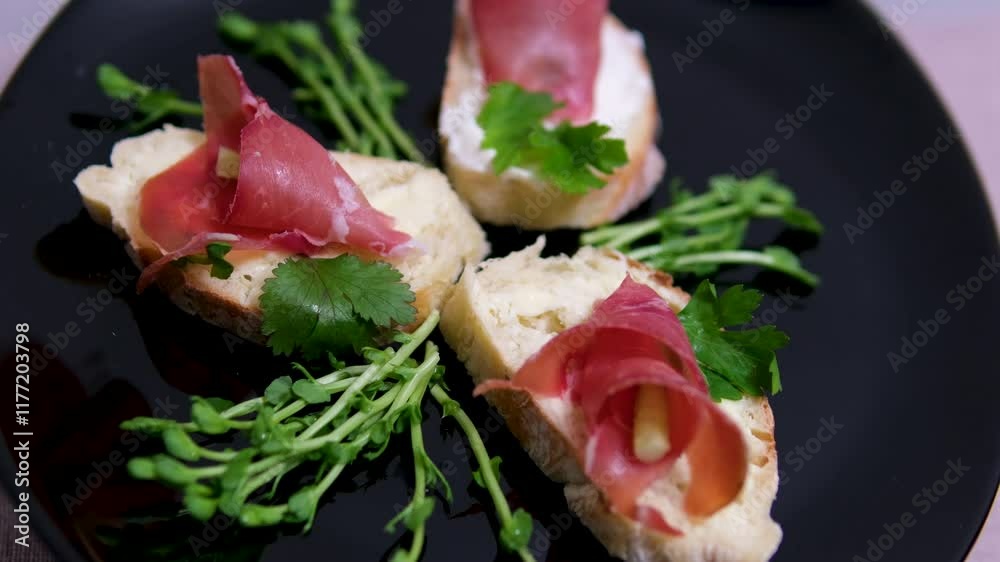 Healthy ham sandwich with cheese, tomatoes and lettuce