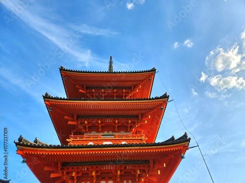 Canvas Print Kiyomizu-dera temple Koyasu no to (Koyasu Pagoda) in Kyoto, Japan