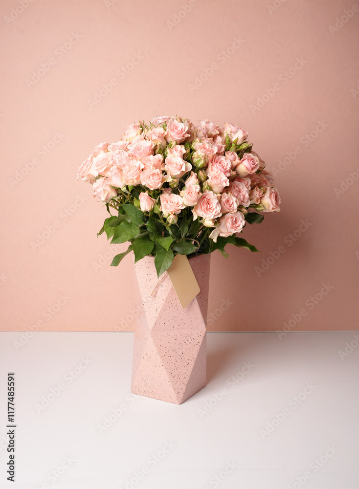 Fototapeta premium Soft Pink Roses in a Geometric Vase
