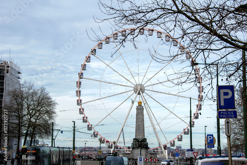 ferris wheel in the city