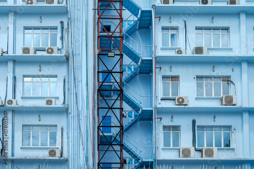 Contrasting Stairway Design photo