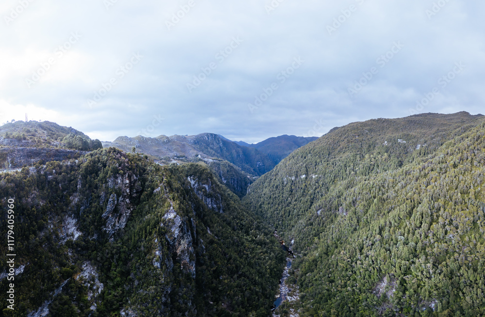 Fototapeta premium Gordon Dam in Tasmania Australia