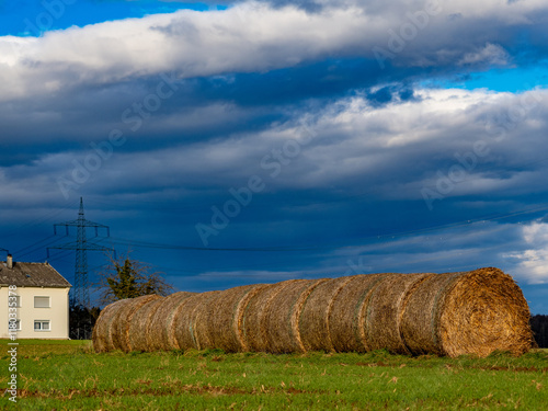 Landwirtschaftliche Gebäude im Winter photo