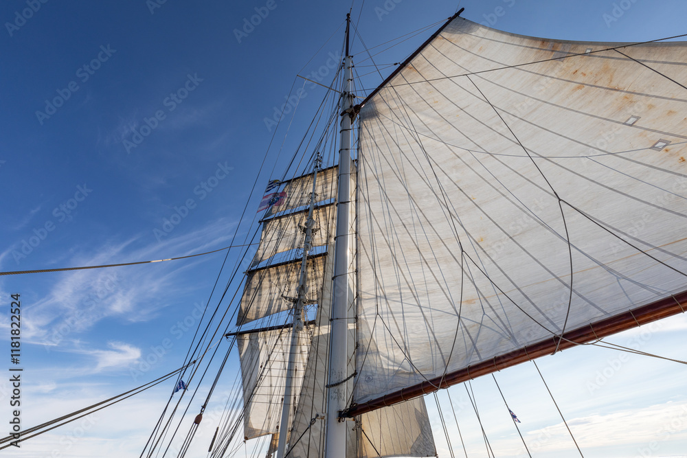 Obraz premium mast of a ship