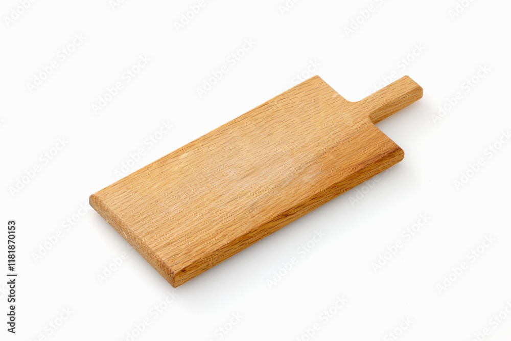 白背景に置いた木製のカッティングボード Wooden cutting board on white background 白背景に置いた木製のカッティングボード Wooden cutting board on white background
