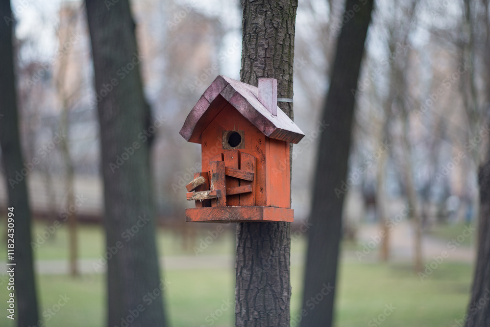 City Park: Bridges, houses, trees, bird feeders. City Park: Bridges, houses, trees, bird feeders.
