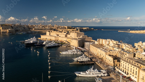 Obraz na płótnie Aerial footage in Malta during winter holidays. w salonie