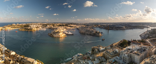 Obraz na płótnie Aerial footage in Malta during winter holidays. w salonie