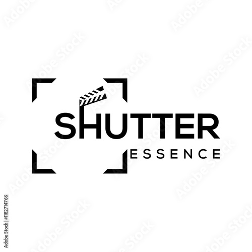 Minimalist Signature photography and videography Font Calligraphy Logotype Script Font Type Font lettering handwritten with camera icon