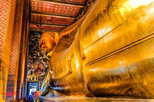 Fotografie Colorful Reclining Buddha front door, Wat Pho Temple, Bangkok, Thailand