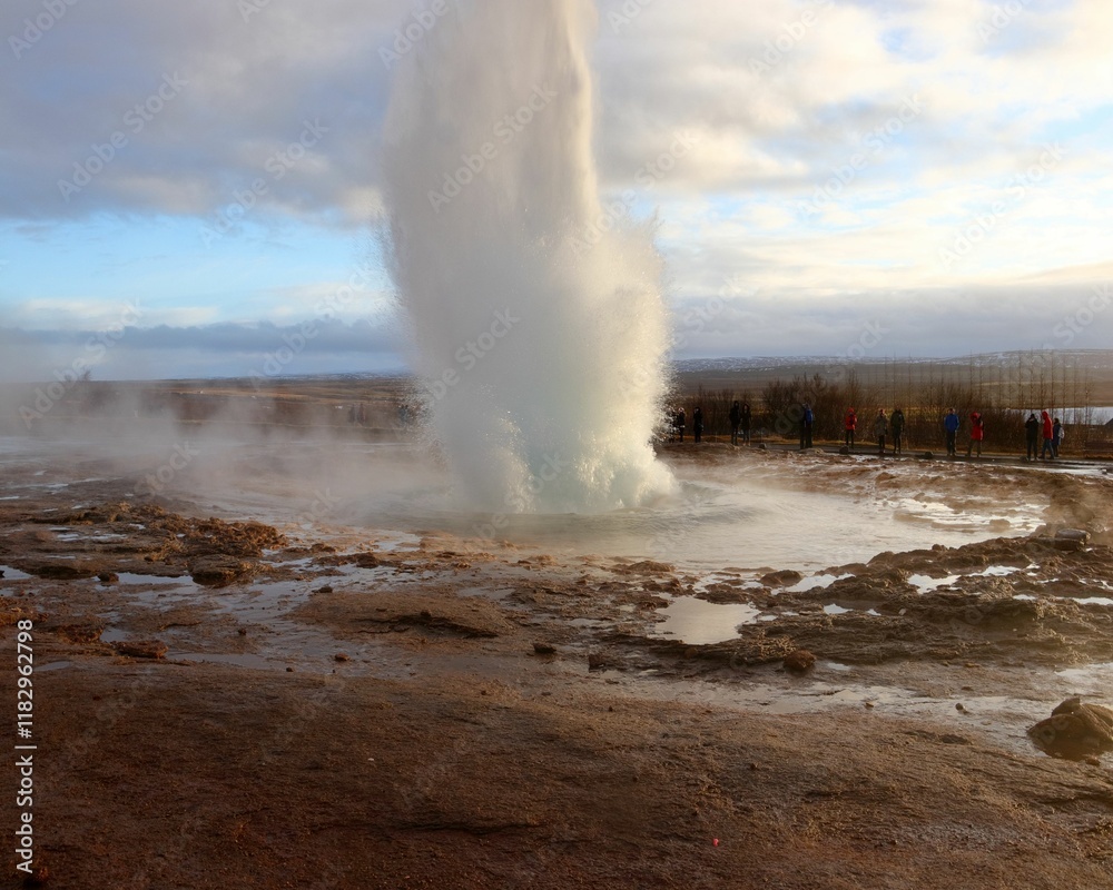 Aurora Journey to Iceland, the Land of Magma and Ice Aurora Journey to Iceland, the Land of Magma and Ice
