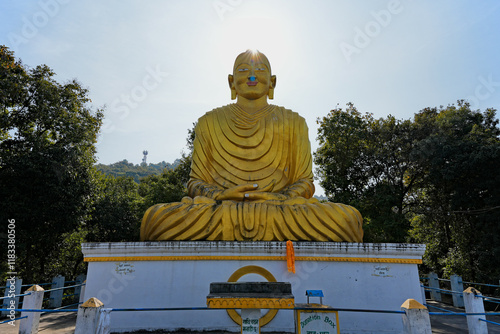 Obraz na płótnie Majestic Buddha statue in Dhulikhel w salonie