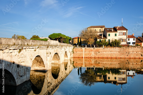 Obraz na płótnie Morning view to Bridge of Tiberius in Rimini, Italy. Constructed between 14 and 21 AD. Copy space in sky. w salonie