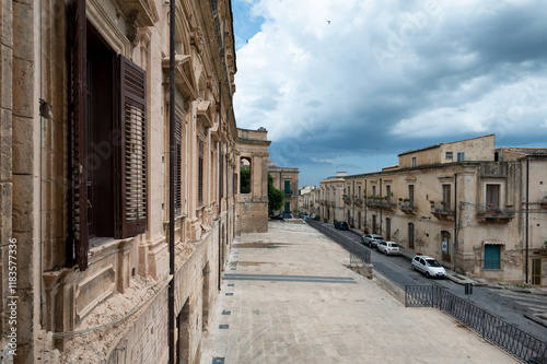 Fototapeta Naklejka Na Ścianę i Meble -  Road behind Palazzo Ducezio in Noto, Sicily