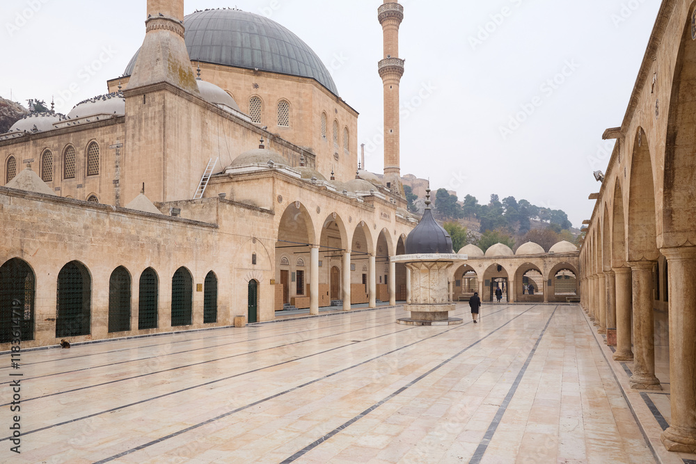 Fototapeta premium Dergah Park and Mosque Complex (Mevlid Halil mosque) in Sanliurfa city, Turkey