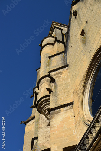 Edifice