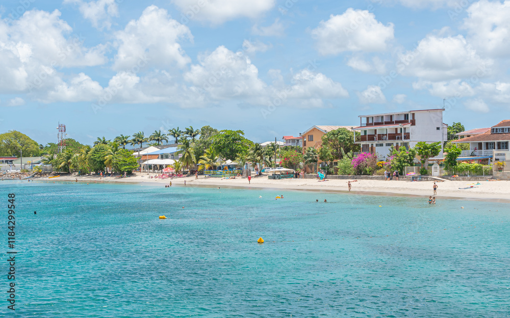Obraz premium Plage de l'Anse Mitan aux 3 îlets, à la Martinique, Antilles Françaises. 
