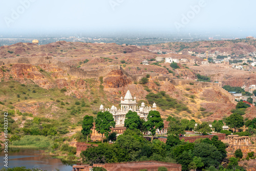 Jaswant Thada fotografiert von Mehrangarh Festungsanlage in Jodhpur Rajasthan Indien photo