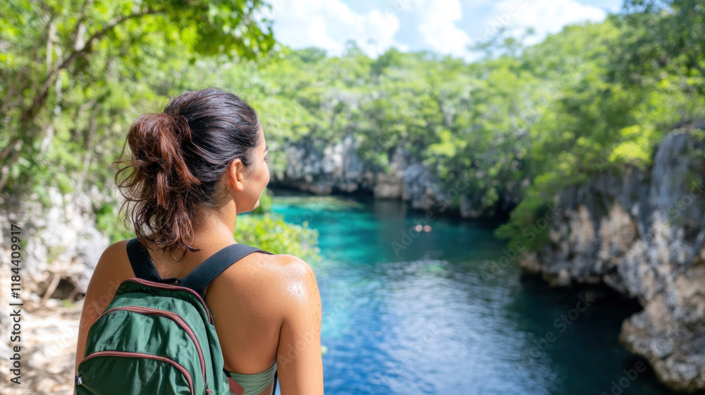 Obraz premium Pakistani woman enjoy vacation at blue lagoon cenotes yucatan in jungle