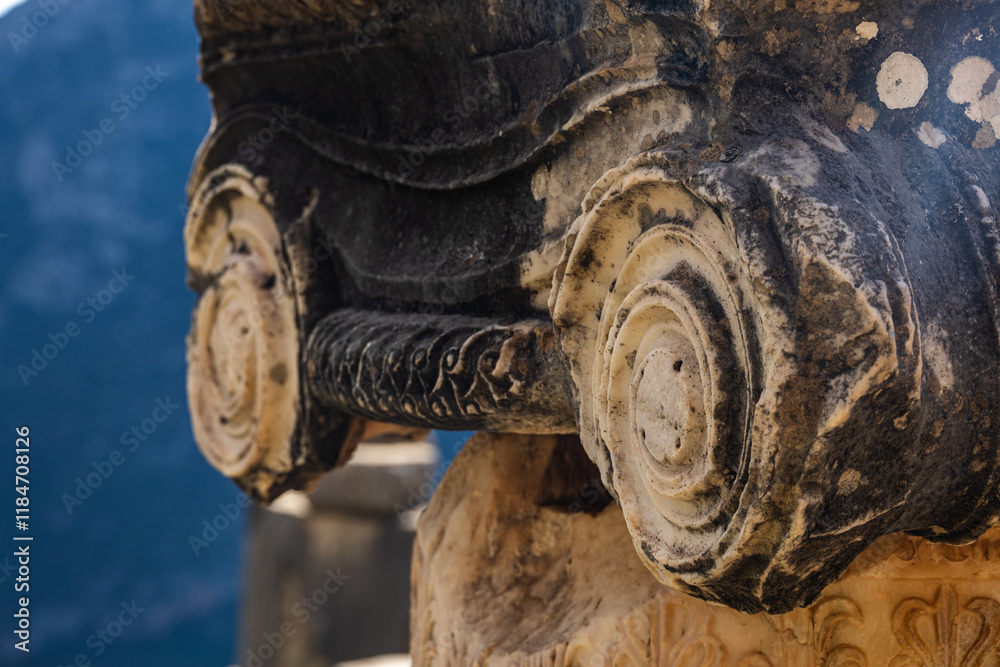 Delphi Archaeological Site. Details of this amazing historical heritage landmark from Greece. Travel to Greece.