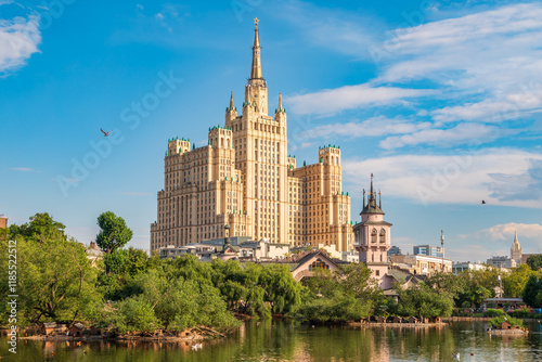 Fotografija The view on the residential Stalinist high-rise building on Kudrinskaya Square