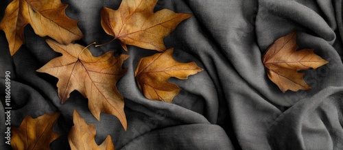 Autumn yellow and brown lea...