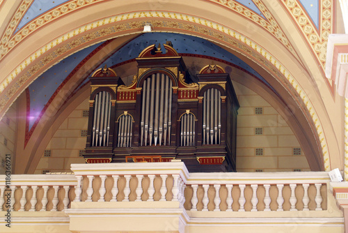 Obraz na płótnie Organ in the parish church of the Annunciation of the Virgin Mary in Velika Gorica, Croatia w salonie