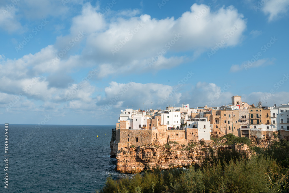 Polignano a Mare in der süditalienischen Region Apulien, jahrtausendalte Geschichte, Polignano a Mare in der süditalienischen Region Apulien, jahrtausendalte Geschichte,